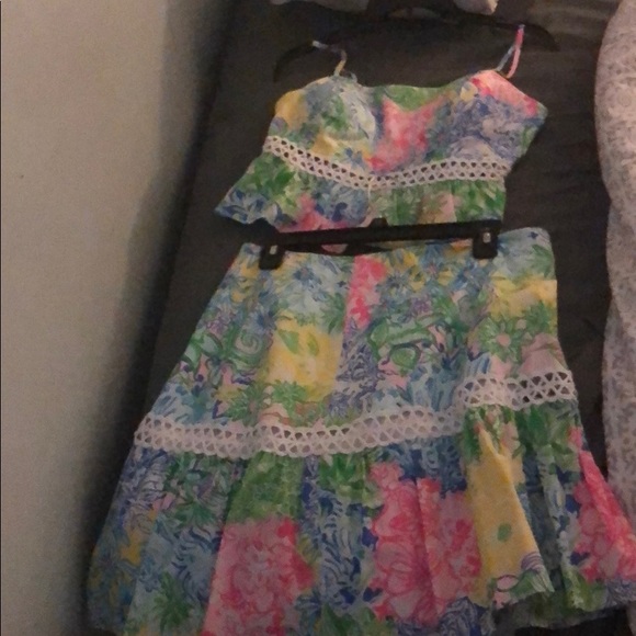Lilly Pulitzer 2 piece - Picture 1 of 4